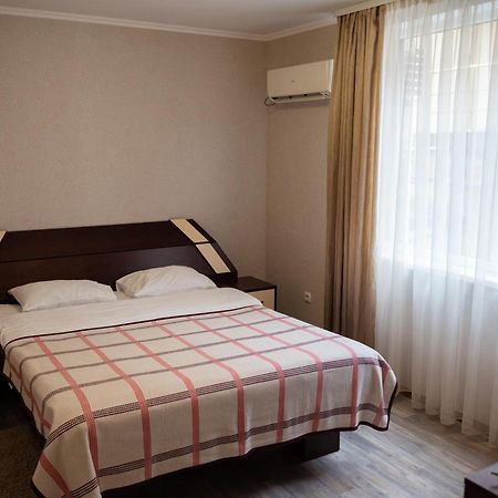 Sadove Hotel Butterfly מראה חיצוני תמונה